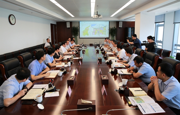 2我校与西咸新区对接未来农业研究院建设工作_副本.jpg
