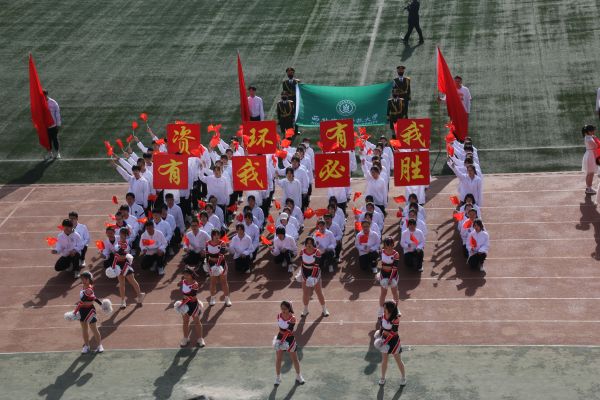 资环学院方阵  严芸燕摄.jpg