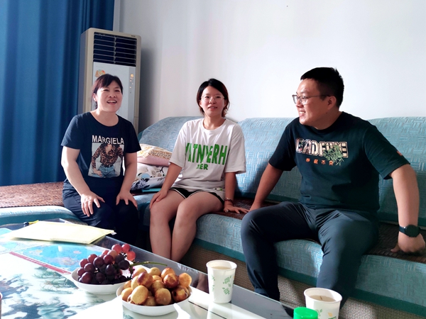 cced314942f74b5097f2c0f334f5479f.jpg 家访照片1_副本.jpg