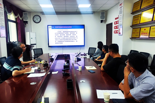 2.方建斌教授做重点发言_副本.jpg